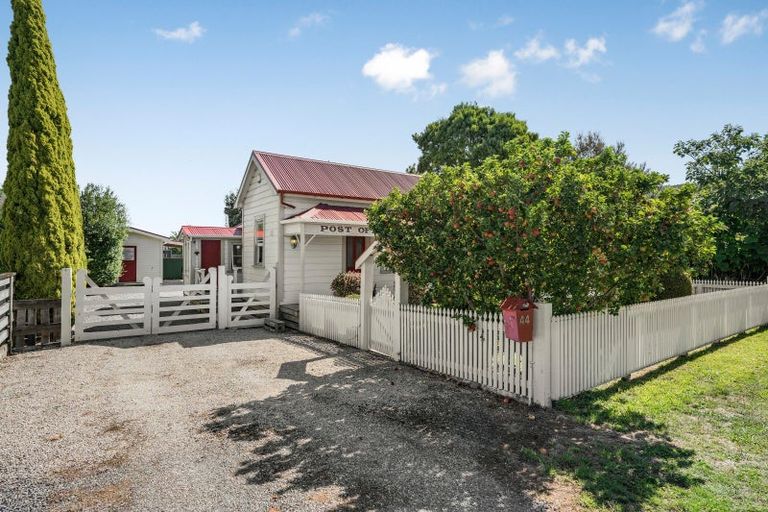 Photo of property in 44c Brandon Street, Featherston, 5710