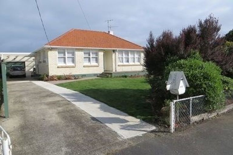 Photo of property in 27 Willis Street, Bader, Hamilton, 3206