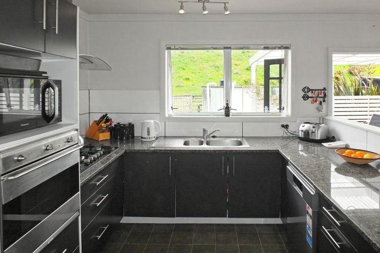 Photo of property in 125 Hickford Road, Foxton, 4893