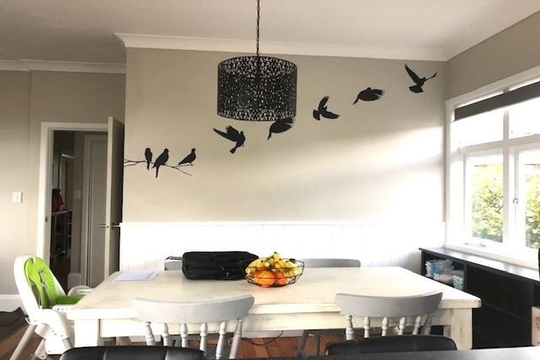 Photo of property in 28 Matenga Street, Waikanae, 5036