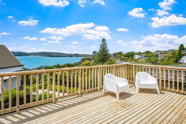 Photo of property in 23 Melandra Road, Stanmore Bay, Whangaparaoa, 0932