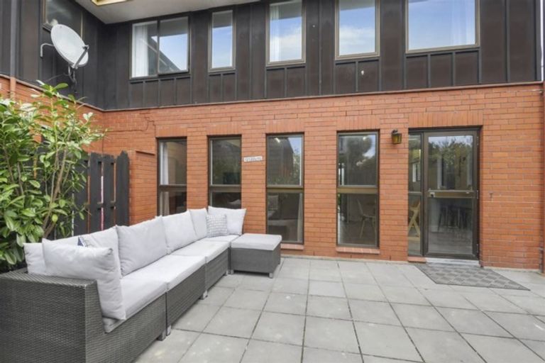 Photo of property in 1/10 Albany Street, St Albans, Christchurch, 8014