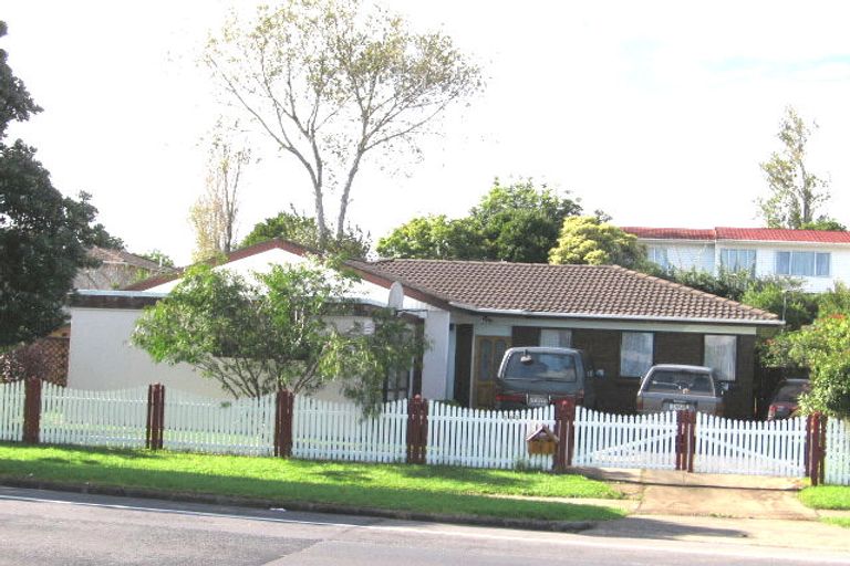 Photo of property in 290 Bucklands Beach Road, Bucklands Beach, Auckland, 2012