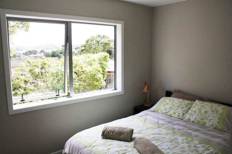 Photo of property in 39 Long Street, Raglan, 3225