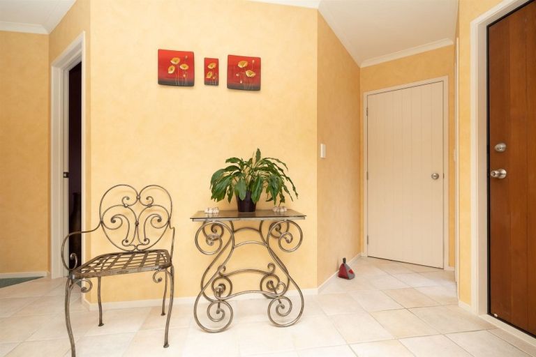 Photo of property in 3 Lockhart Place, Rototuna, Hamilton, 3210