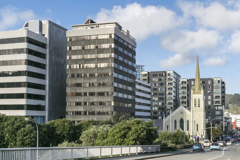 Photo of property in St Peters Apartments, 10a/192 Willis Street, Te Aro, Wellington, 6011
