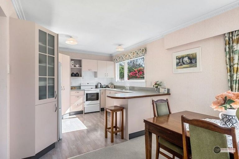 Photo of property in 7 Earlston Grove, Avalon, Lower Hutt, 5011