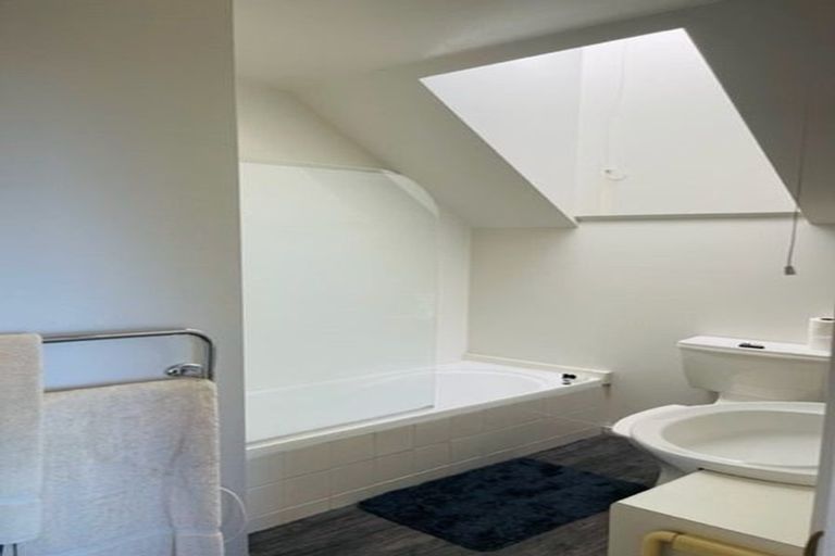 Photo of property in 3/36 Packe Street, Edgeware, Christchurch, 8013