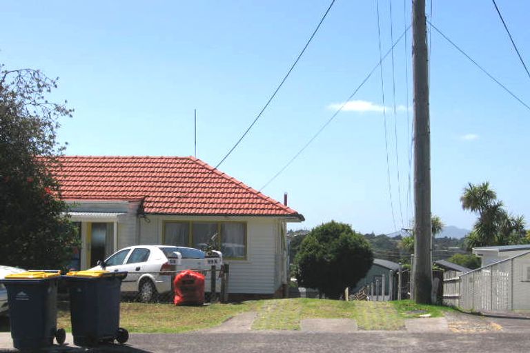 Photo of property in 1/59 Birkdale Road, Birkdale, Auckland, 0626