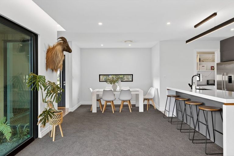 Photo of property in 1 Vahsel Bay, Wigram, Christchurch, 8025