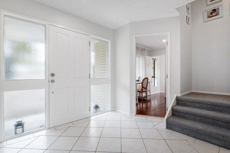 Photo of property in 44 Ravenstone Place, Chatswood, Auckland, 0626