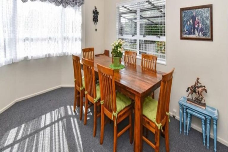 Photo of property in 2b Cliff Road, Papakura, 2110