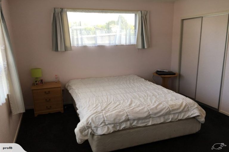 Photo of property in 180 Mangorei Road, Merrilands, New Plymouth, 4312