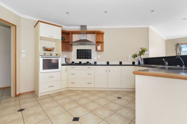 Photo of property in 27 Cranbrook Place, Rototuna North, Hamilton, 3210