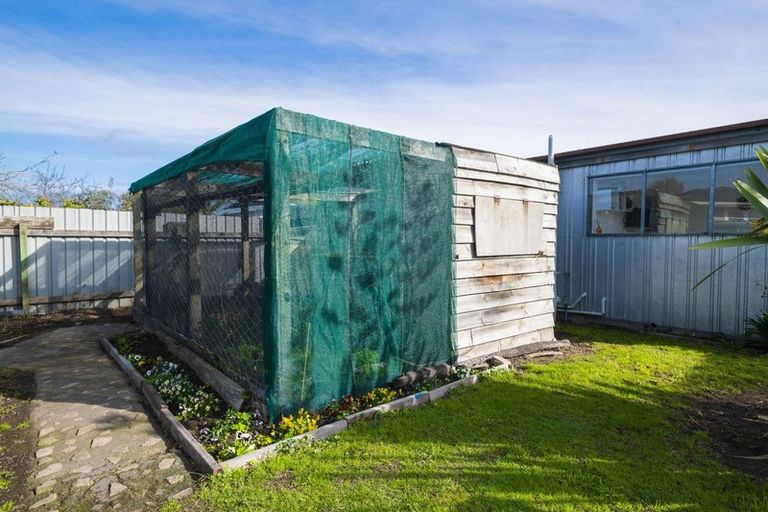 Photo of property in 14 Lytton Road, Riverdale, Gisborne, 4010