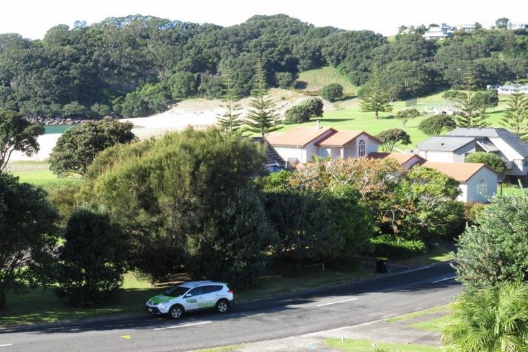 Photo of property in 119 Bambury Place, Onemana, Whangamata, 3691