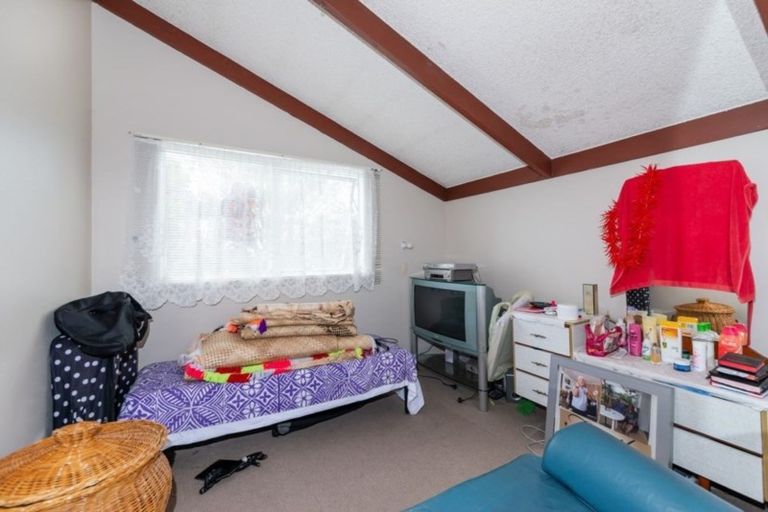 Photo of property in 9 Roseanne Road, Manurewa, Auckland, 2102