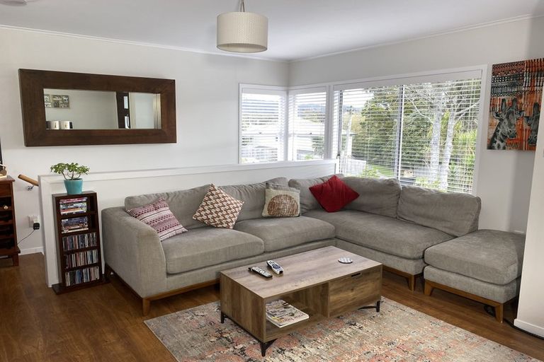 Photo of property in 25 Routley Drive, Glen Eden, Auckland, 0602