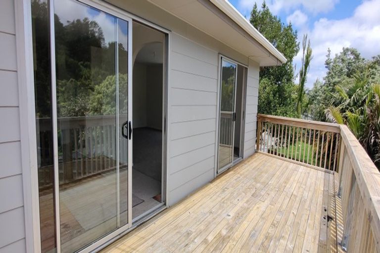Photo of property in 156 Lynn Road, Bayview, Auckland, 0629