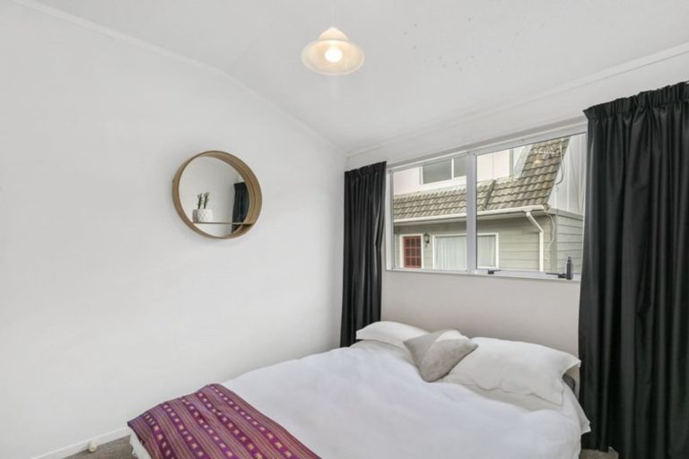 Photo of property in 44i Roxburgh Street, Mount Victoria, Wellington, 6011