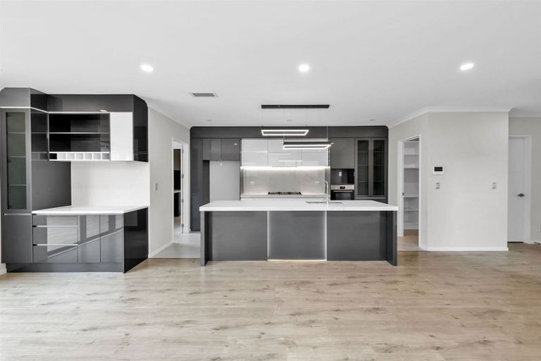 Photo of property in 16 Koromeke Street, Flat Bush, Auckland, 2019