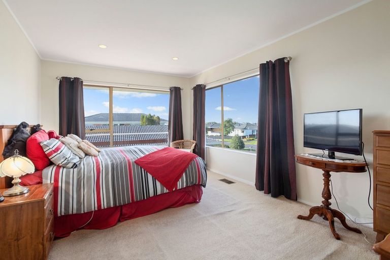 Photo of property in 11 Banbury Place, Mangere Bridge, Auckland, 2022