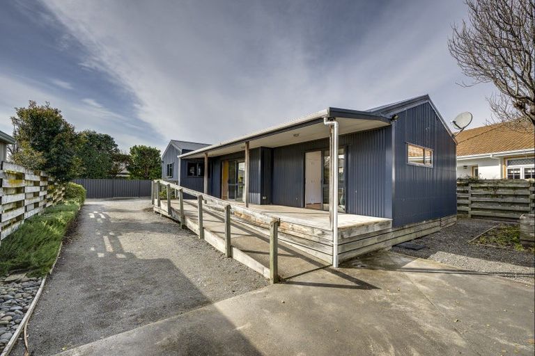 Photo of property in 40 Ferry Road, Clive, 4102