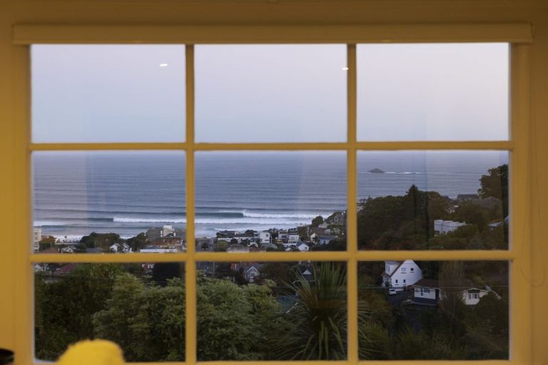 Photo of property in 24 Seaview Terrace, Kew, Dunedin, 9012