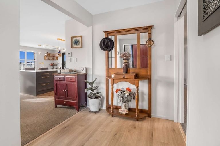 Photo of property in 12 Meadowlands Green, Allenton, Ashburton, 7700