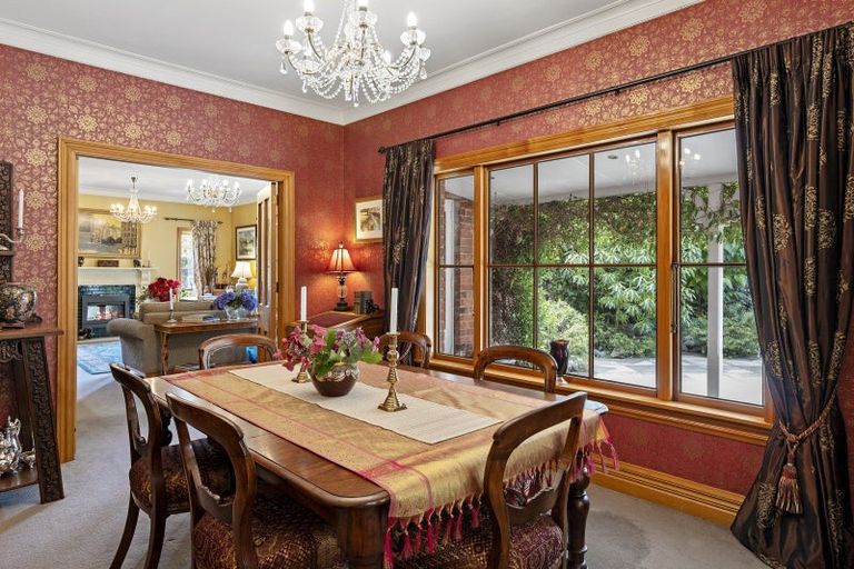 Photo of property in 12 Glenburn Place, Avonhead, Christchurch, 8042