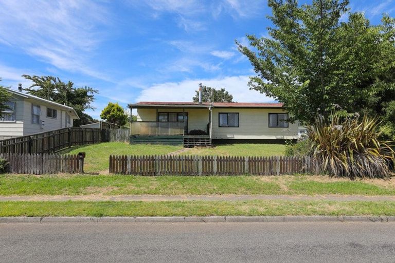 Photo of property in 20 Sequoia Crescent, Owhata, Rotorua, 3010