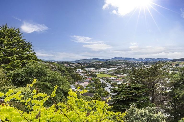 Photo of property in 51 Fyvie Avenue, Tawa, Wellington, 5028