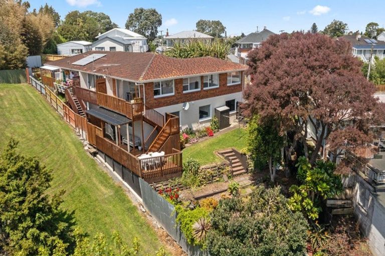 Photo of property in 1/21 Hillcrest Road, Papatoetoe, Auckland, 2025