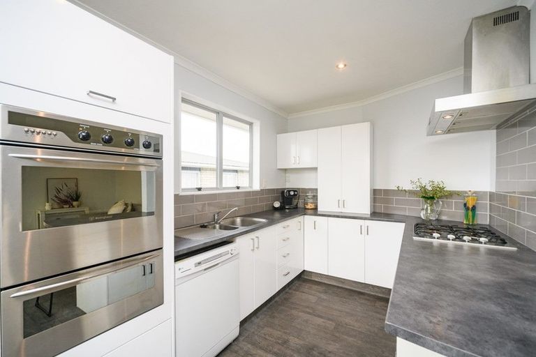 Photo of property in 68 Langley Avenue, Milson, Palmerston North, 4414