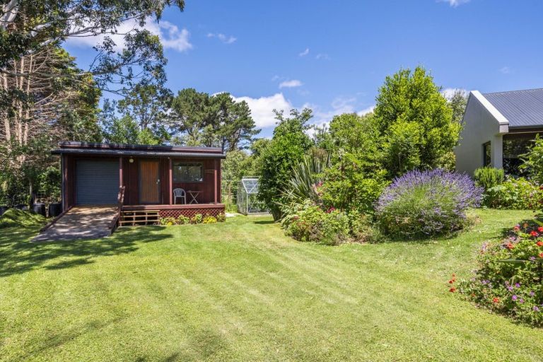 Photo of property in 33 Wood Leigh, Paraparaumu Beach, Paraparaumu, 5032