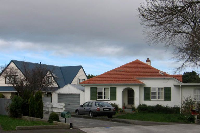 Photo of property in 7a Nathan Place, West End, Palmerston North, 4412
