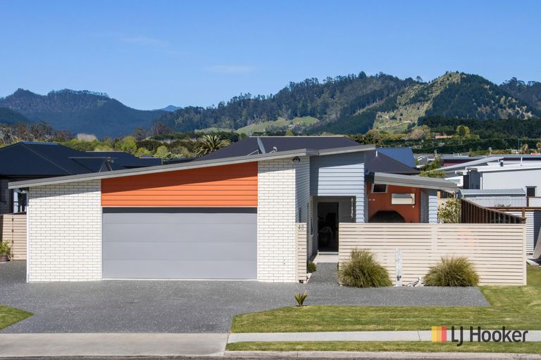 Photo of property in 48 Hanlen Avenue, Waihi Beach, 3611