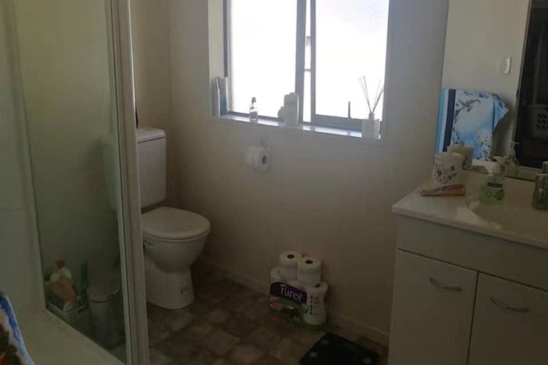 Photo of property in 57 Staveley Street, Avonhead, Christchurch, 8042