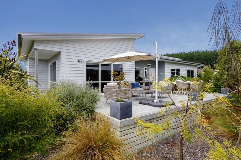 Photo of property in 4 John Norrie Place, Motuoapa, 3382