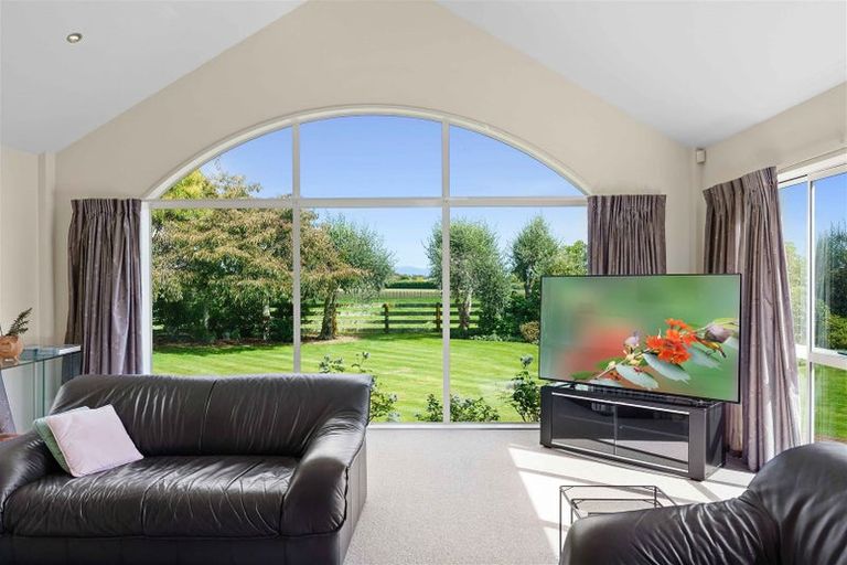 Photo of property in 62 School Road, Te Horo, Otaki, 5582