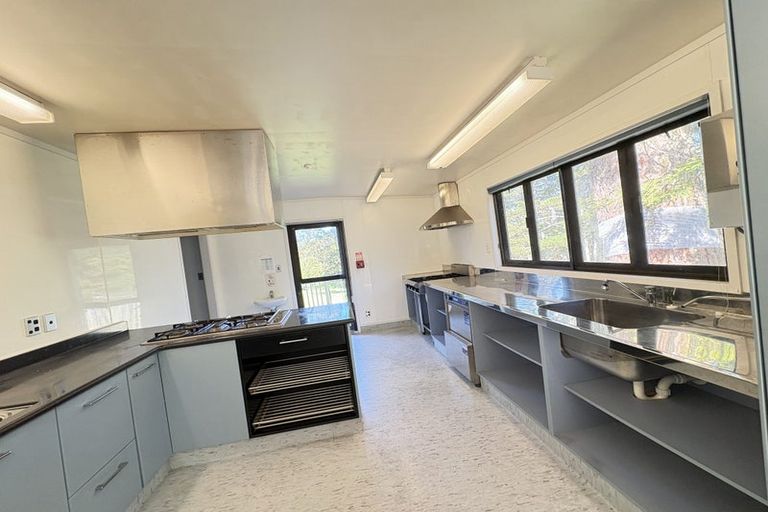 Photo of property in 123 Pomona Road, Kumeu, 0891