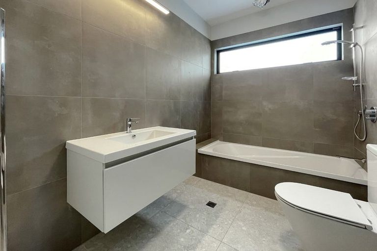 Photo of property in 4/149 Onepu Road, Lyall Bay, Wellington, 6022