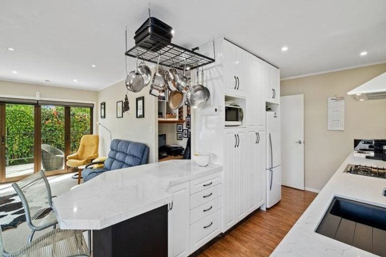 Photo of property in 20b Kiriwai Place, Matua, Tauranga, 3110