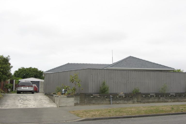 Photo of property in 20 Orrick Crescent, Avondale, Christchurch, 8061