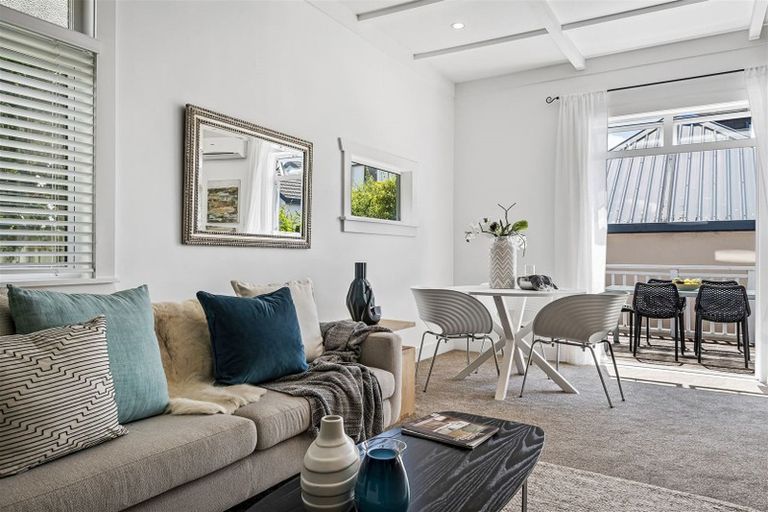 Photo of property in 1/35 Nile Road, Milford, Auckland, 0620