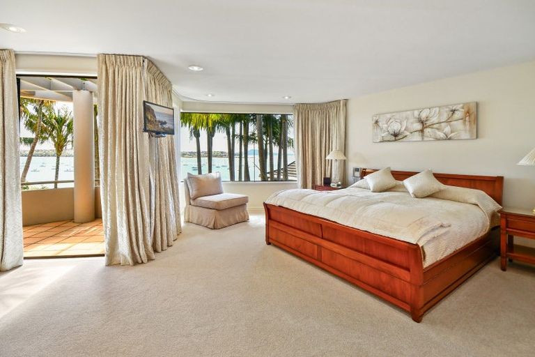 Photo of property in 37 Clyside Avenue, Half Moon Bay, Auckland, 2012