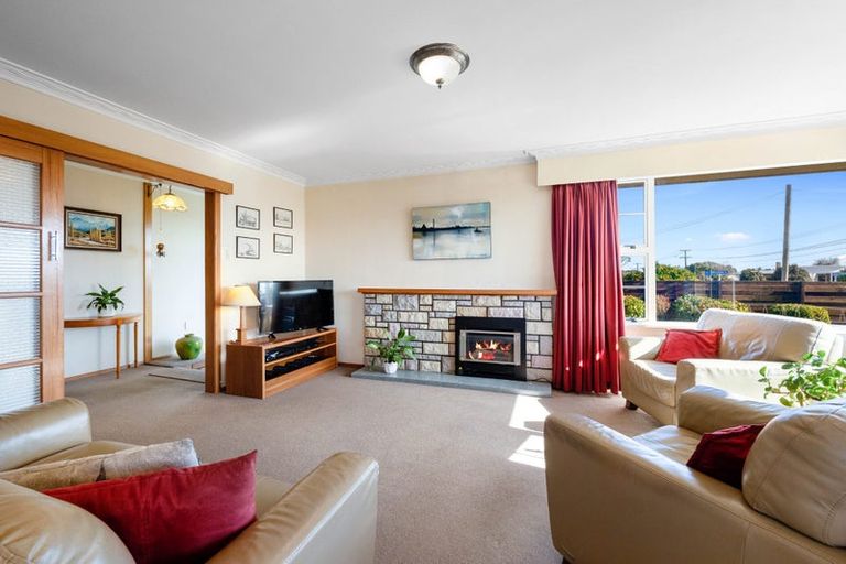 Photo of property in 5 Smith Road, Merrilands, New Plymouth, 4312