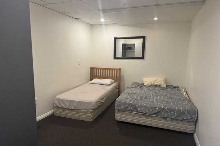 Photo of property in Accommodation Central, 2l/219 Willis Street, Te Aro, Wellington, 6011