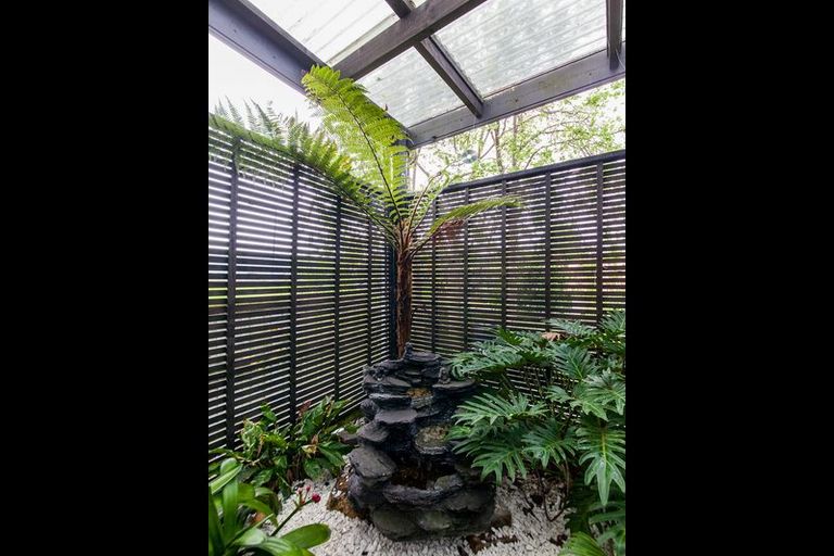 Photo of property in 17 Cinnabar Place, Westgate, Auckland, 0614