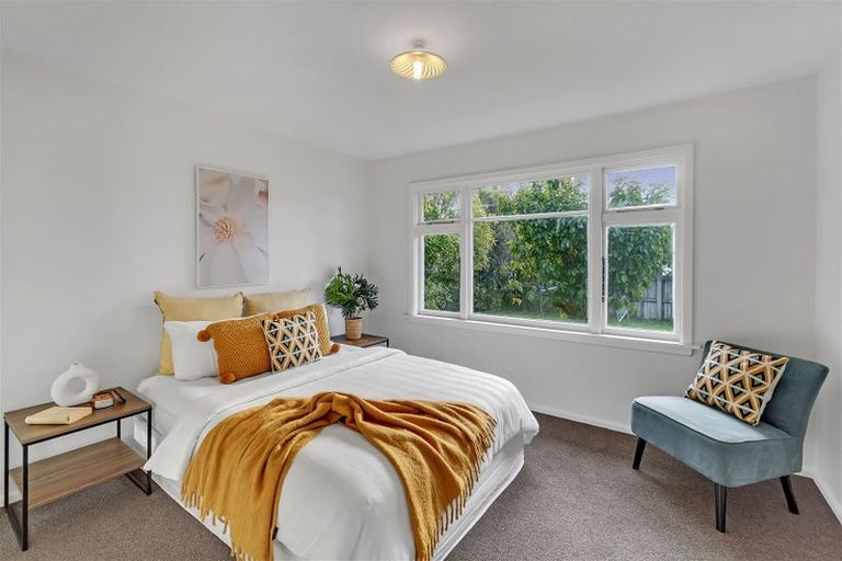 Photo of property in 102 Bassett Street, Burwood, Christchurch, 8083